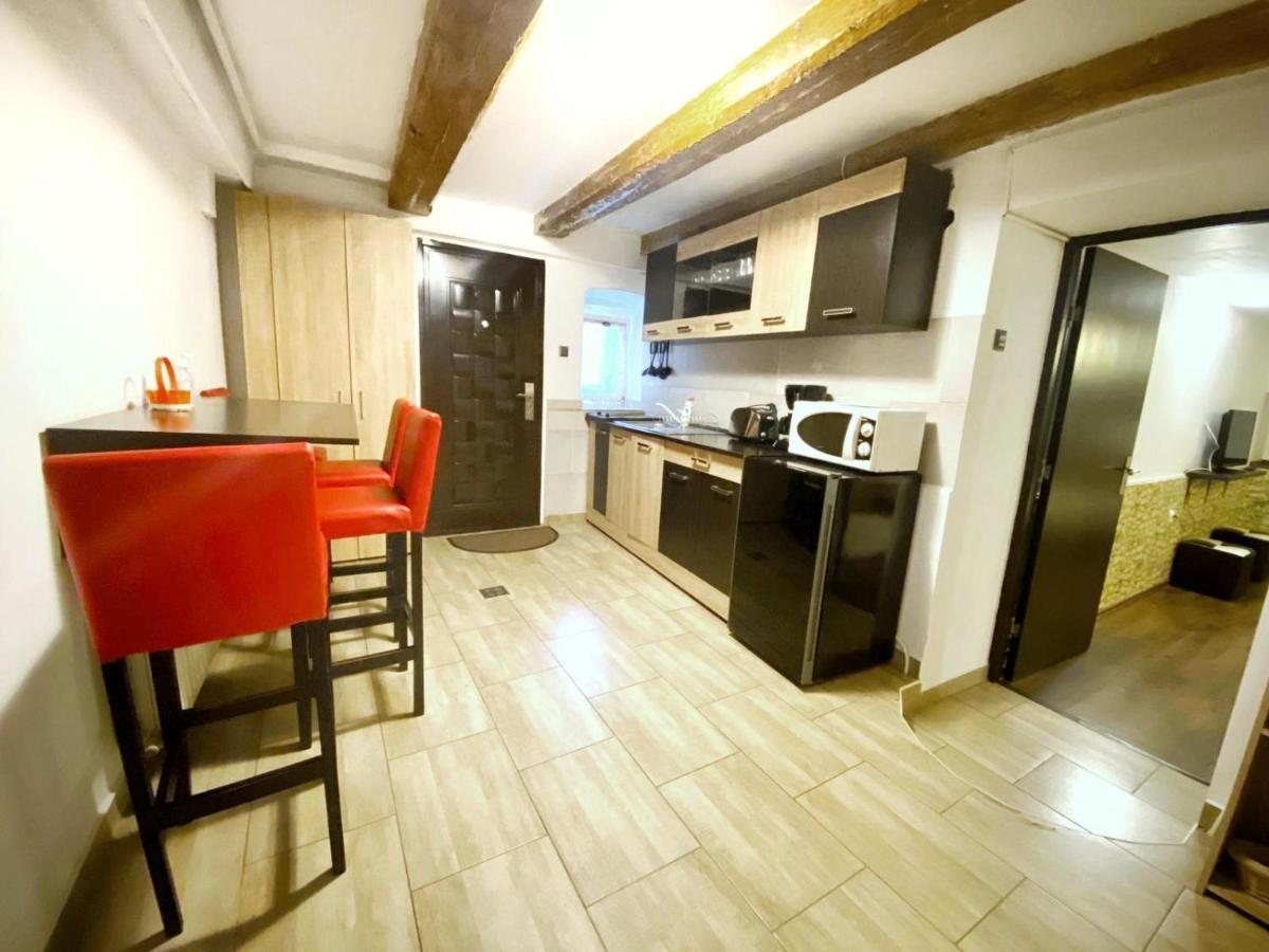Sauna Apartament Брашов Экстерьер фото