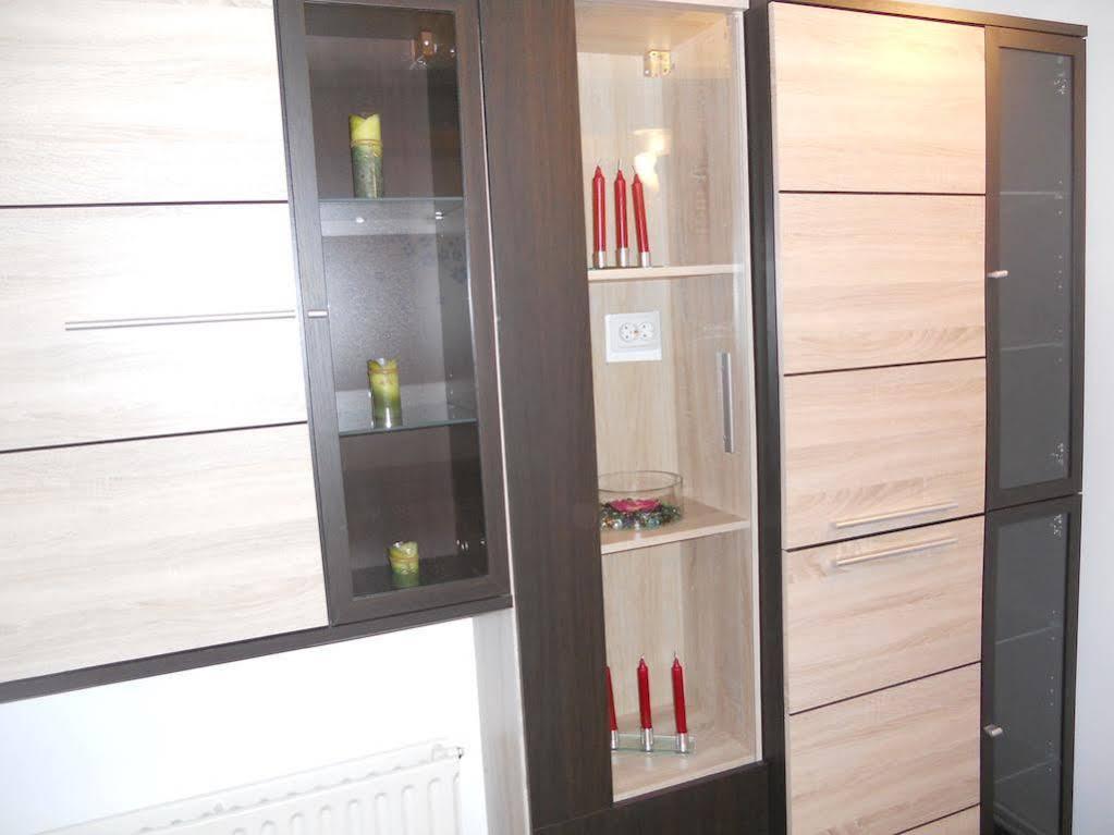 Sauna Apartament Брашов Экстерьер фото