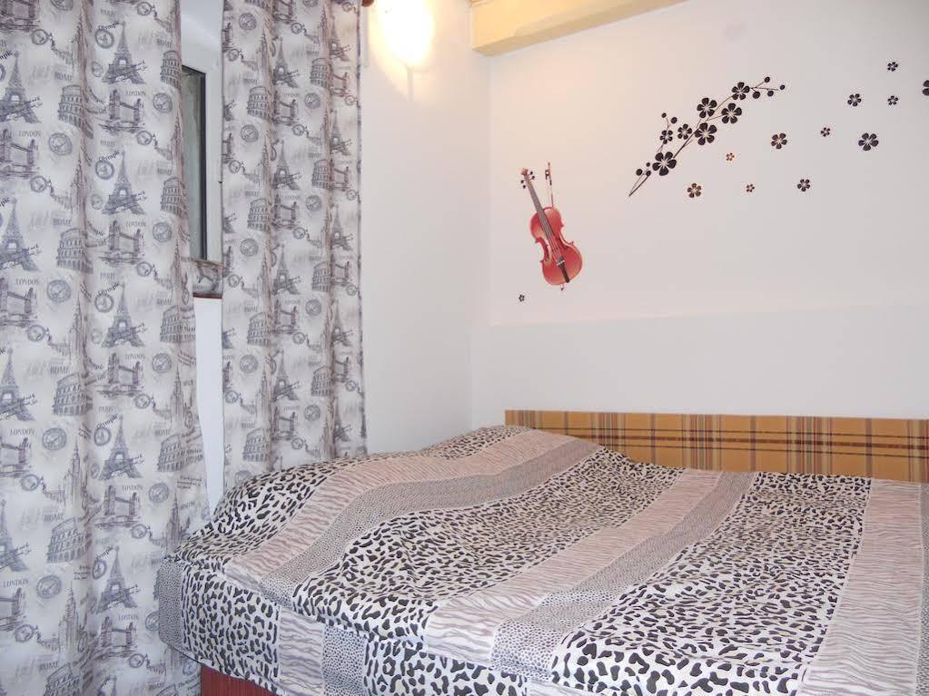 Sauna Apartament Брашов Экстерьер фото
