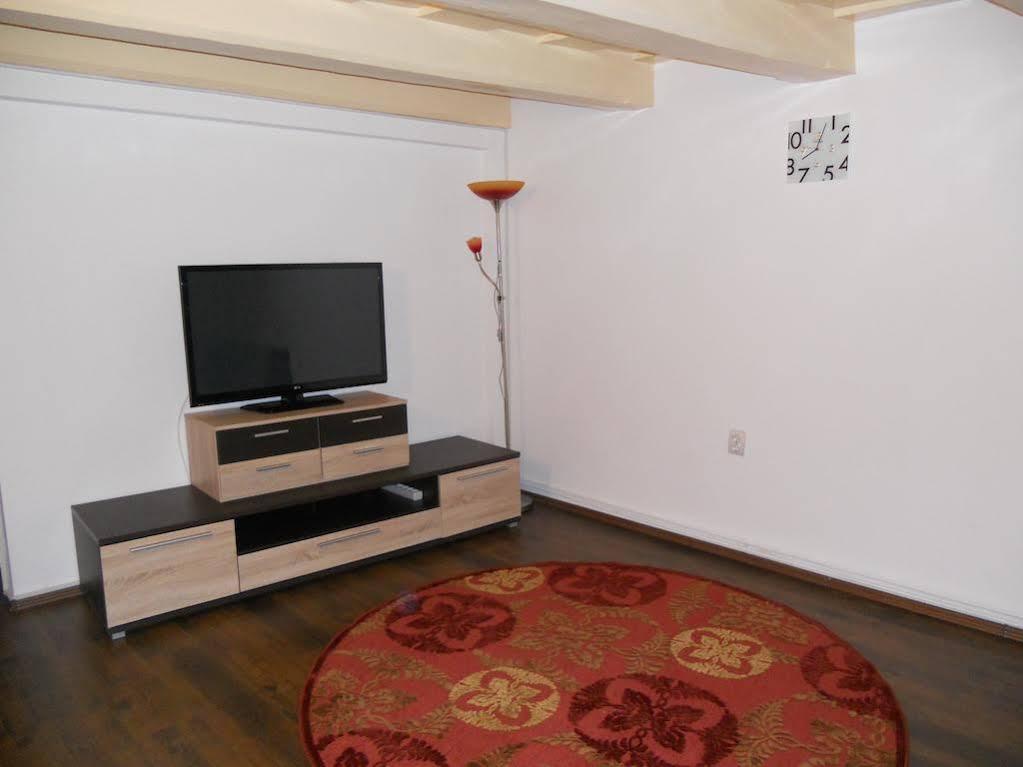 Sauna Apartament Брашов Экстерьер фото