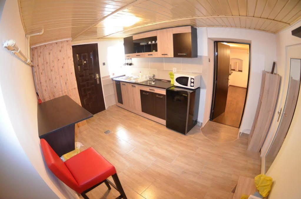 Sauna Apartament Брашов Экстерьер фото