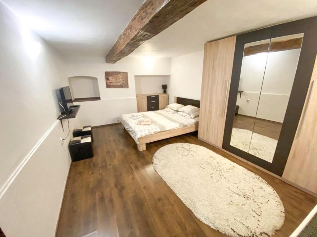 Sauna Apartament Брашов Экстерьер фото